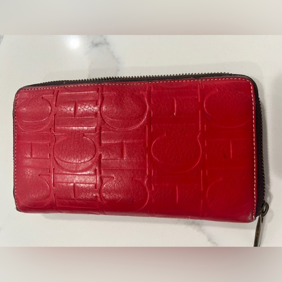 CAROLINA HERRERA Red Monogram Embossed Leather Zipper Continental Wallet - Picture 5 of 14